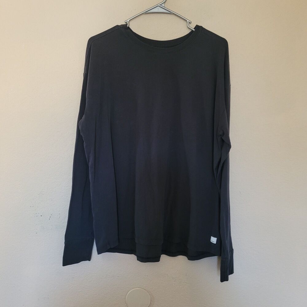Vuori Feather Shirt Women Medium Black Lightweight Long Sleeve Crew Tee VW1028